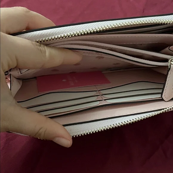 NWTs Kate Spade Soft Pink Large Zip Wallet - Picture 11 of 16